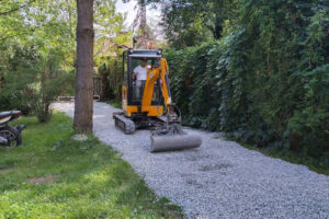 utwardzanie drogi kruszywem