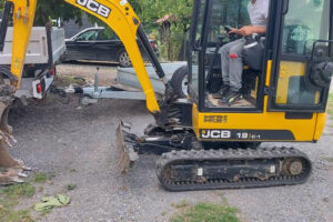 minikoparka wynajem usług